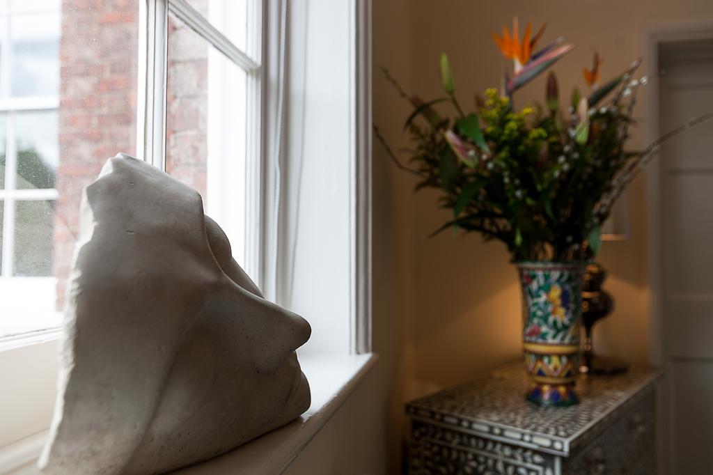 Bed and breakfast St Johns House Lichfield Extérieur photo
