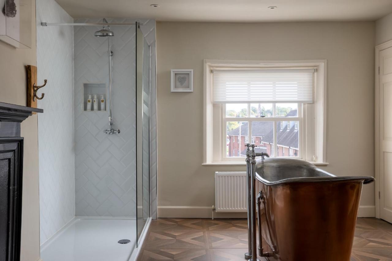 Bed and breakfast St Johns House Lichfield Extérieur photo