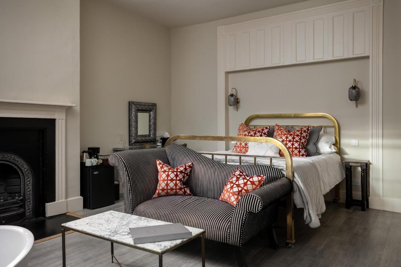 Bed and breakfast St Johns House Lichfield Extérieur photo