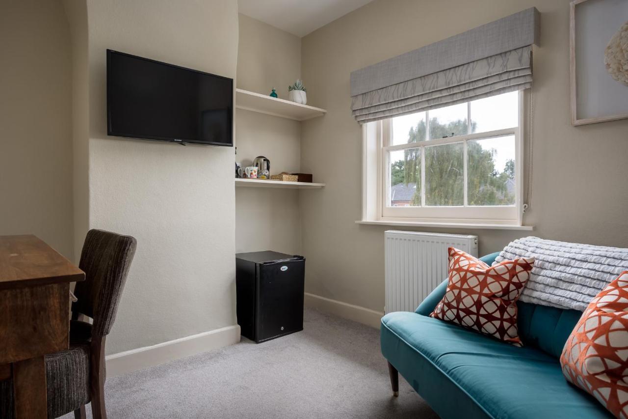 Bed and breakfast St Johns House Lichfield Extérieur photo