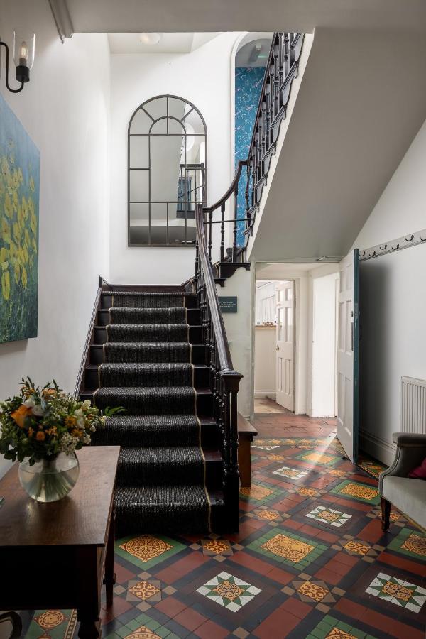 Bed and breakfast St Johns House Lichfield Extérieur photo