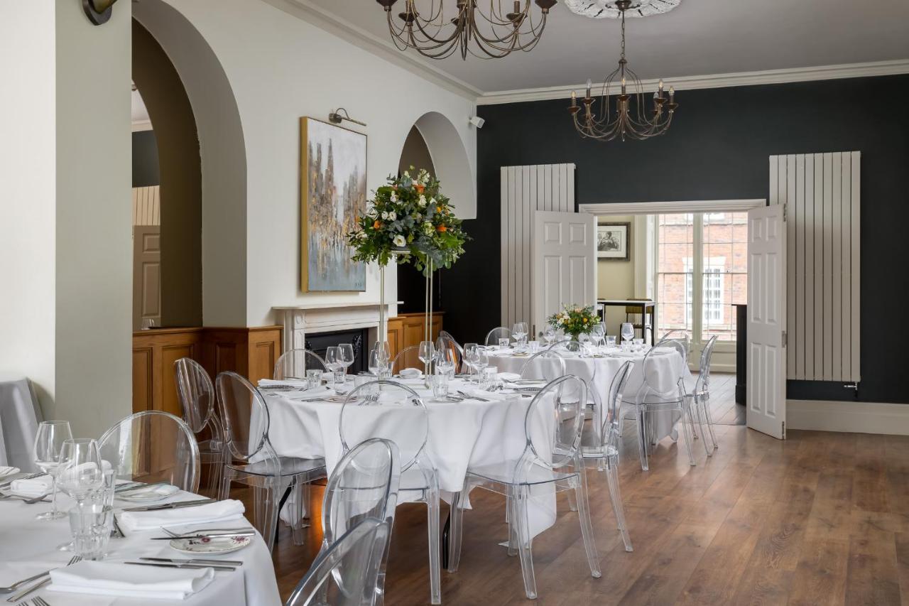 Bed and breakfast St Johns House Lichfield Extérieur photo