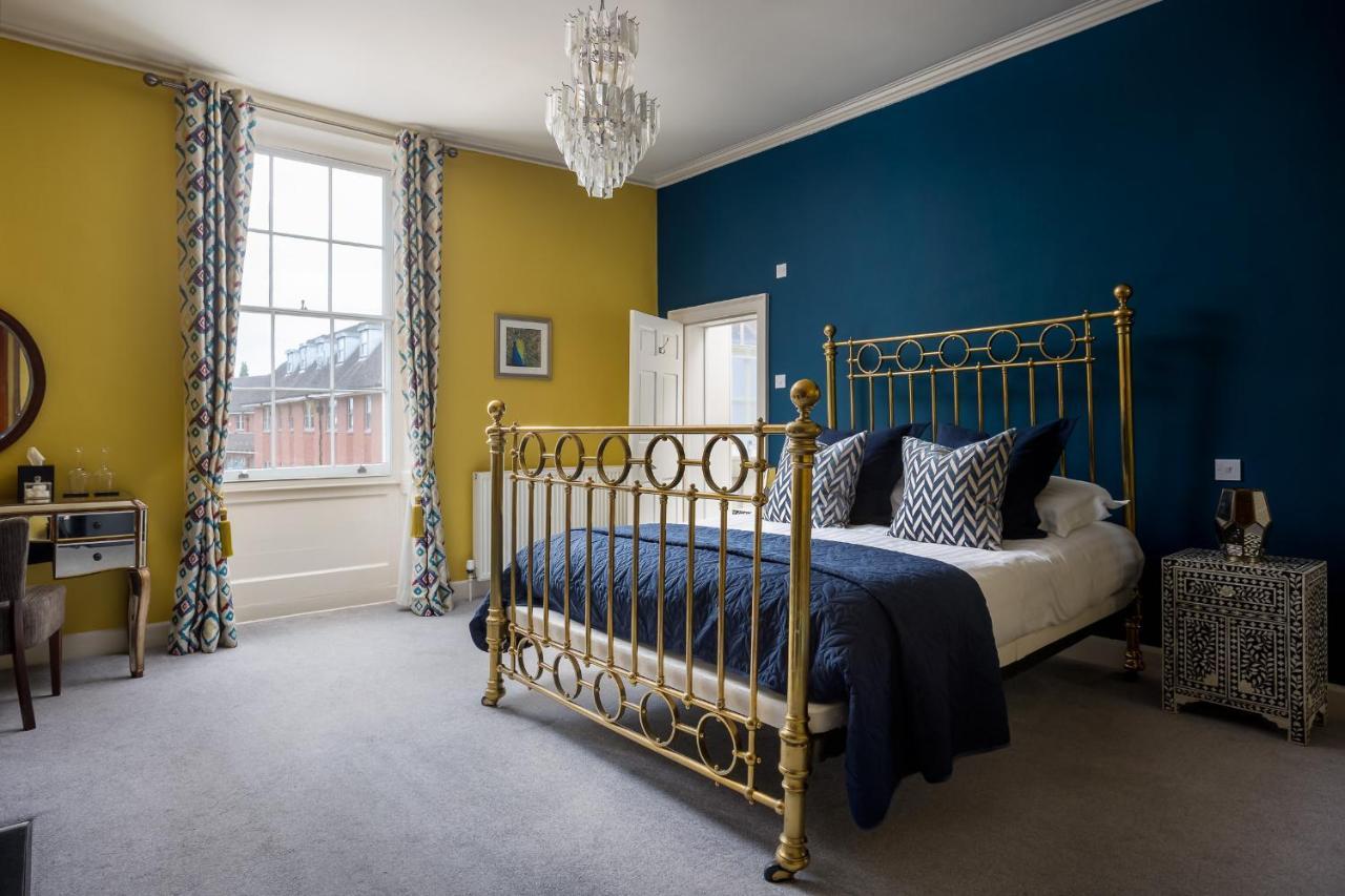 Bed and breakfast St Johns House Lichfield Extérieur photo