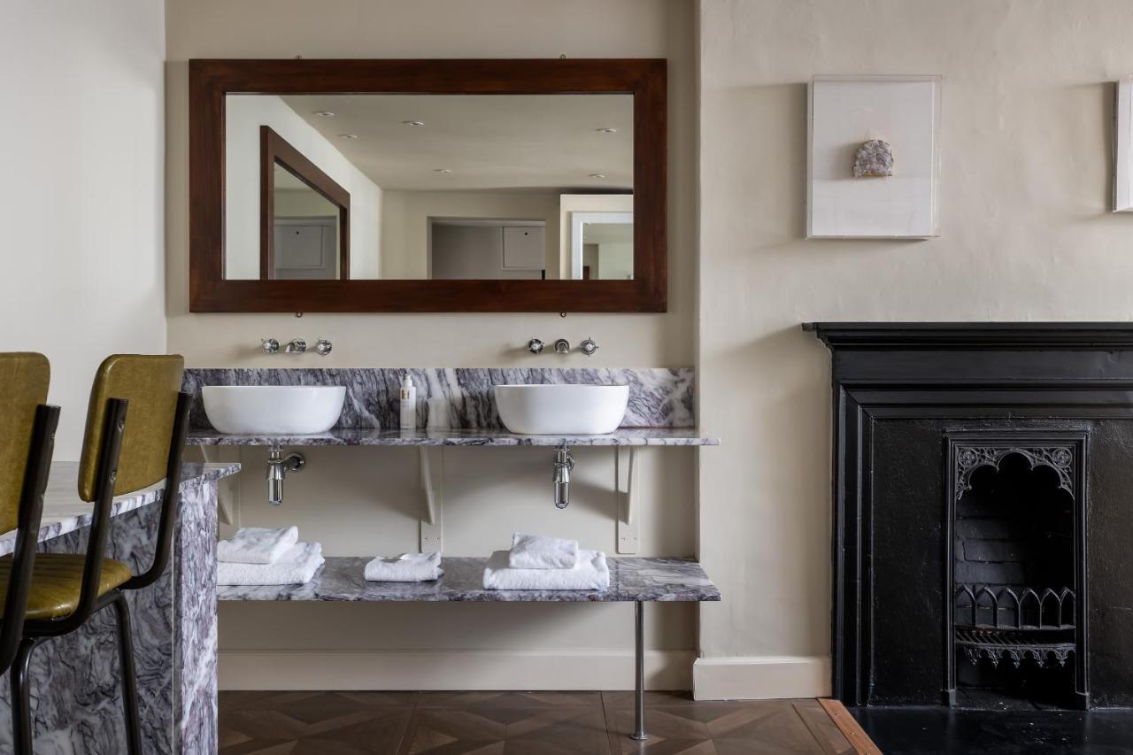 Bed and breakfast St Johns House Lichfield Extérieur photo