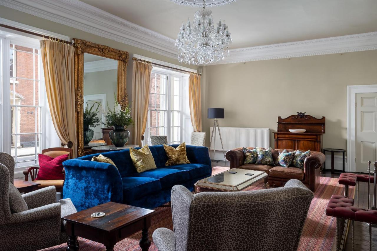 Bed and breakfast St Johns House Lichfield Extérieur photo