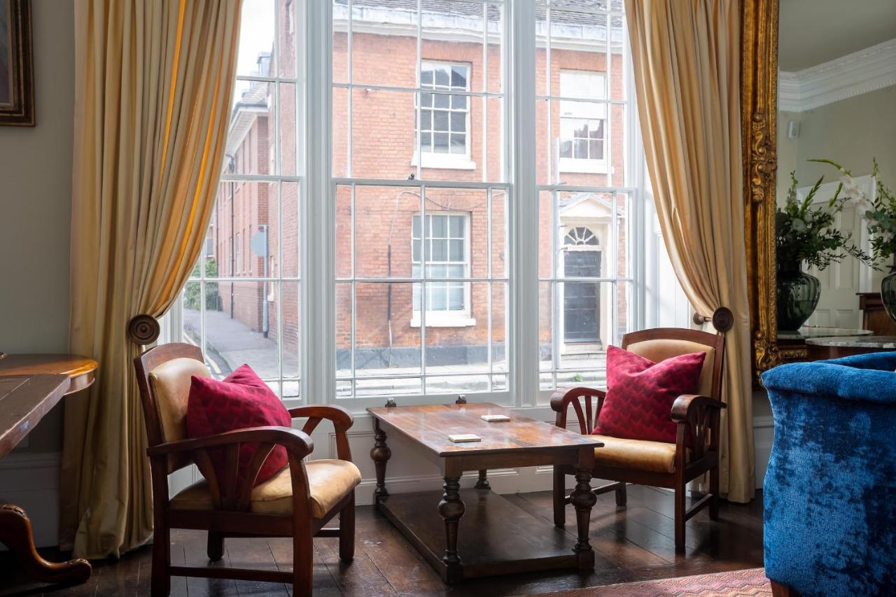 Bed and breakfast St Johns House Lichfield Extérieur photo